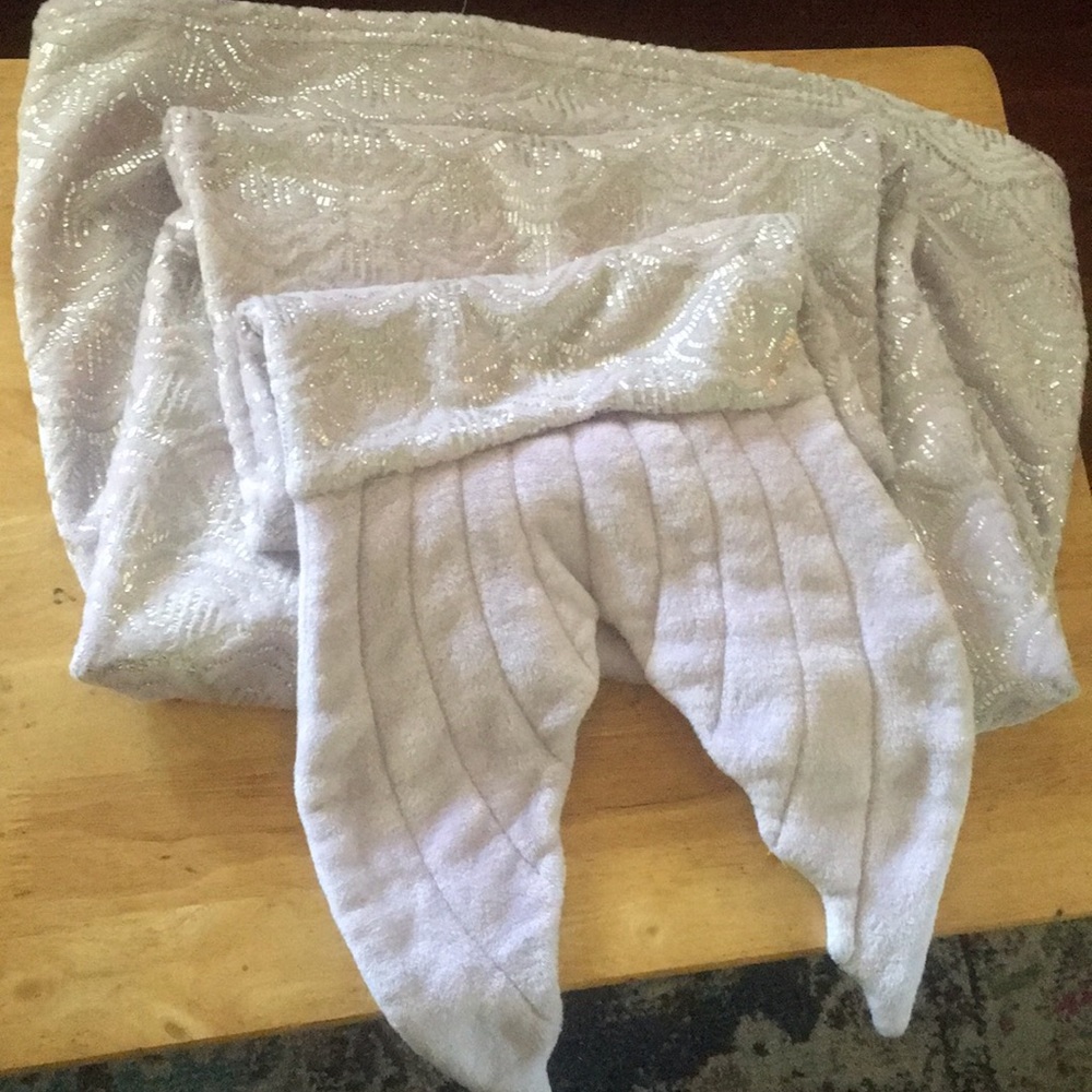 *DONATED* Purple Mermaid Blanket - Pillowfort/ Target Brand